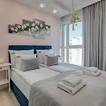 Letnica Seaside By Downtown