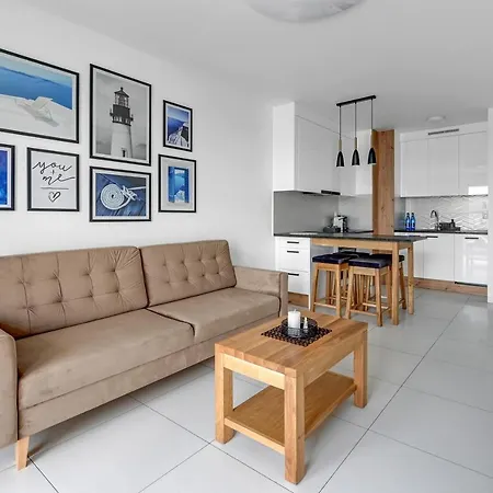 Letnica Seaside By Downtown Apartmán *