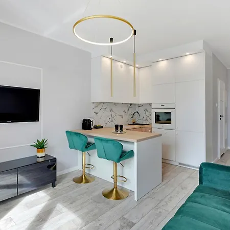 Letnica Seaside By Downtown Apartment *