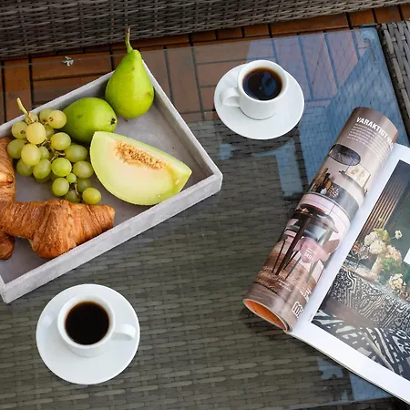 Letnica Seaside By Downtown Apartment