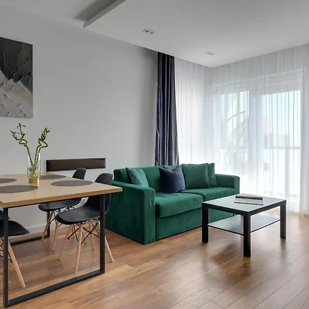 Letnica Seaside By Downtown * غدانسك